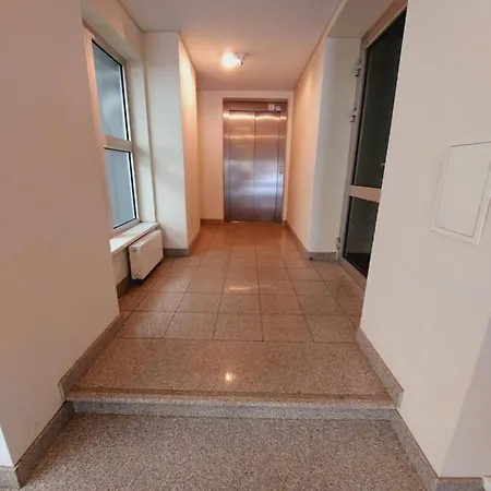 New Ligonines Apartament In Center Of شقة