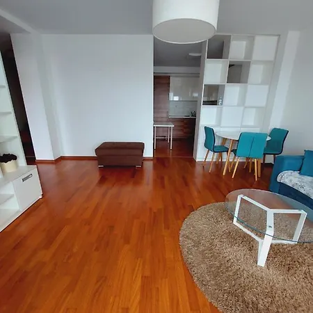 New Ligonines Apartament In Center Of كلابيدا